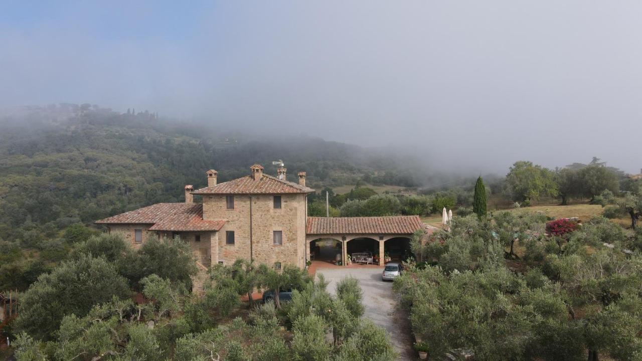 Podere Schioppello Casale Con Appartamenti Privati Cibottola Kültér fotó