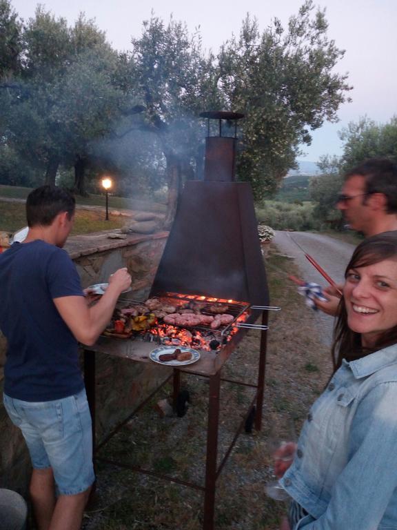Podere Schioppello Casale Con Appartamenti Privati Cibottola Kültér fotó