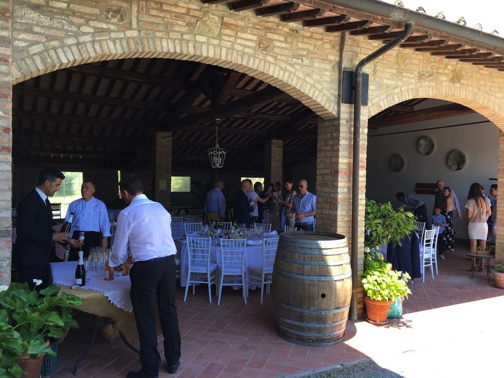 Podere Schioppello Casale Con Appartamenti Privati Cibottola Kültér fotó